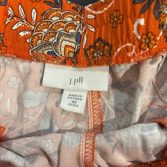J. Jill Soft Rayon Twill Orange Boho Floral Shorts, XS - Picture 3 of 12